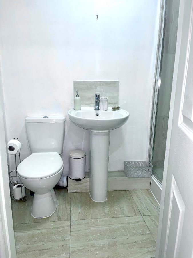 Large Self Contained Studio In Bham City Centre W Parking Birmingham Exterior photo